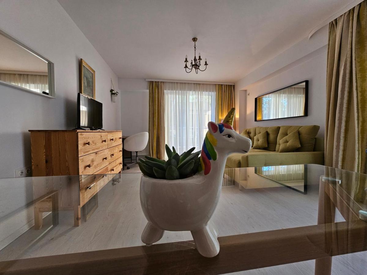 Manolaire Airport Residence Otopeni Εξωτερικό φωτογραφία